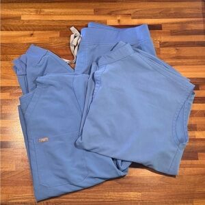 Figs Ceil Blue Scrub Set